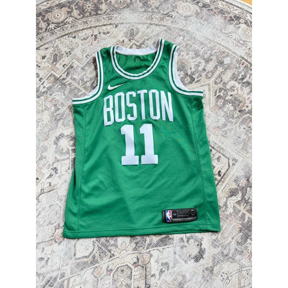 NBA BOSTON CELTICS BASKETBALL SHIRT #11 IRVING NIKE SIZE M 44 ADULT